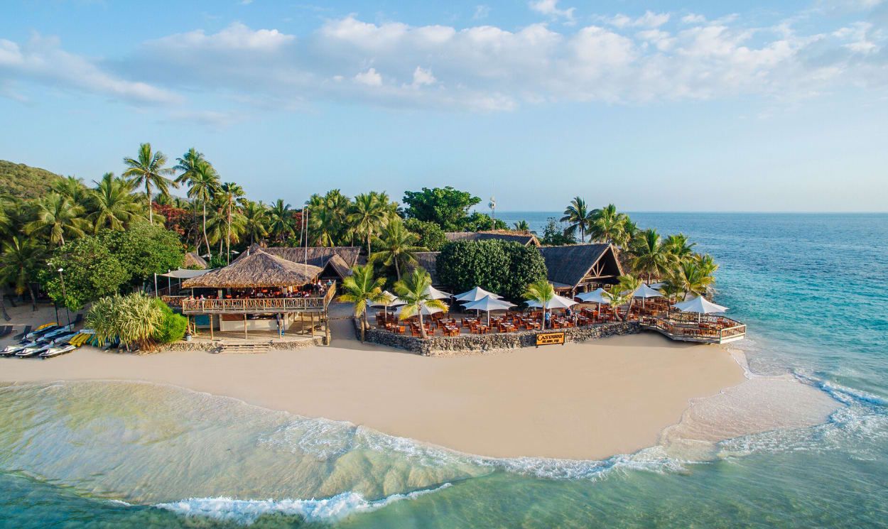 6 Day Castaway Into Paradise Exterior